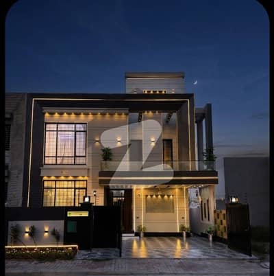 11.5 Marla Designer House Available For Sale 7.5 Marla Construction 4.5 Marla Lawn