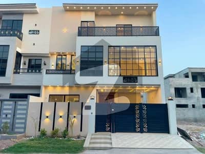7.5 Marla Ultra Luxurious Designer House For Sale In Buch Executive Villas Multan