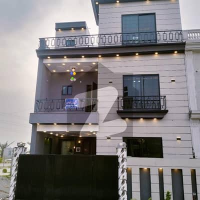 brand new house near commercial near masjid