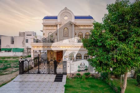 ANW REAL ESTATE PROUDLY OFFERS: 10 MARLA ELEGANT AND FULLY MAINTAINED SUPER HOT LOCATED BUNGALOW IS AVAILABLE IN THE BEST BLOCK OF DHA PHASE 5 LAHORE.