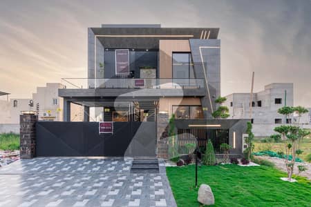 ANW REAL ESTATE PROUDLY OFFERS: 10 MARLA ELEGANT AND FULLY MAINTAINED SUPER HOT LOCATED BUNGALOW IS AVAILABLE IN THE BEST BLOCK OF DHA PHASE 5 LAHORE.