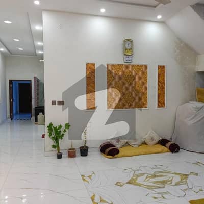 ایڈن ریزیڈینشیا ایڈن,لاہور میں 4 کمروں کا 8 مرلہ مکان 2.75 کروڑ میں برائے فروخت۔