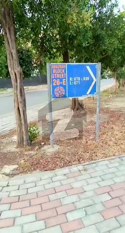 14.74 Marla Corner Plot - Direct owner here- Ghaznavi Block, Bahria Town Lahore- 80 Feet front