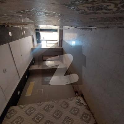 F-11 SHOP 1ST FLOOR 300 SQFT RENT 80,000