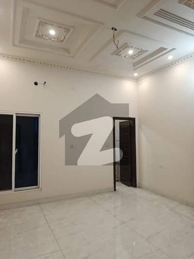 کینال گارڈن فیصل آباد میں 4 کمروں کا 5 مرلہ مکان 2.7 کروڑ میں برائے فروخت۔
