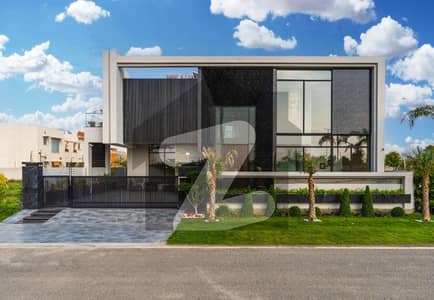 22 Marla Corner House Available For Sale DHA Phase7 Near defence Raya Very Reasonable deal