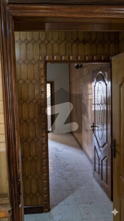 3 BED DD FLAT AVAILABLE FOR RENT AT BLOCK-10 GULISTAN-E-JAUHAR