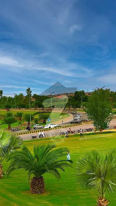 B Block Gulberg Green 5 Marla Develop Plots Available For easy installment plan