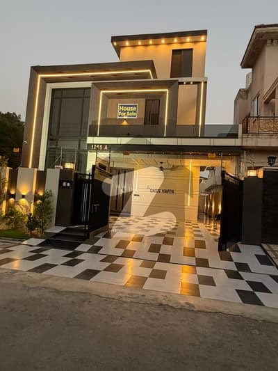 10 Marla modern House available for sale in A block Hot location