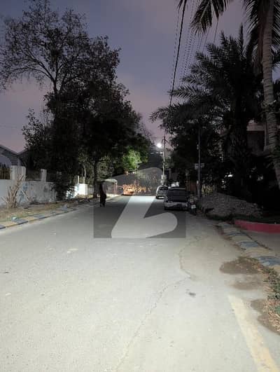 North Nazimabad block A demolished Plot Near To Double road Park Facing Amount is approximately Final