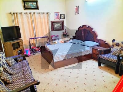 F 10 House Available 600 Square Yards With 1 Kanal Extra Land Close And Street.
