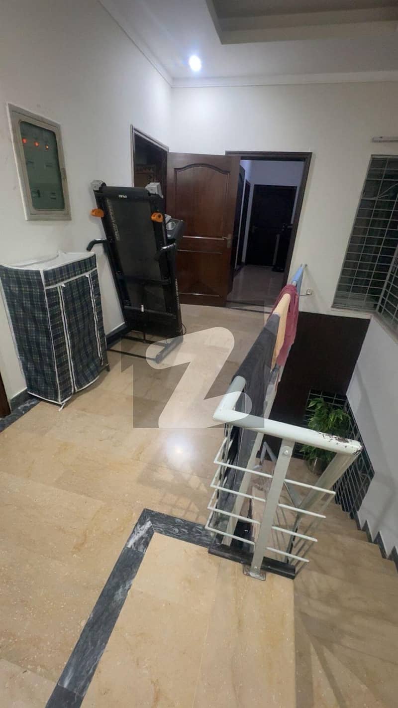 Ideal Location Main Road Green City Ideal Location Main Road Green City