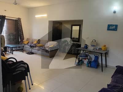 12 Marla 5 Bedrooms Investor Price House For Sale.