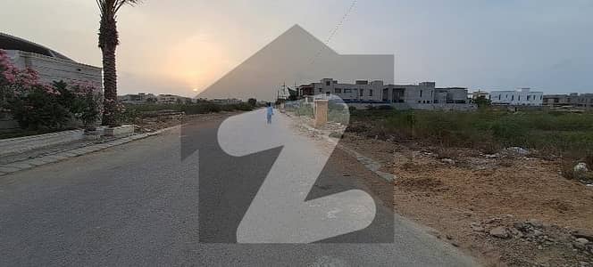 Beach Street-1 Off Babar 2000 Yards Residential 150x120 Plot Zone-D