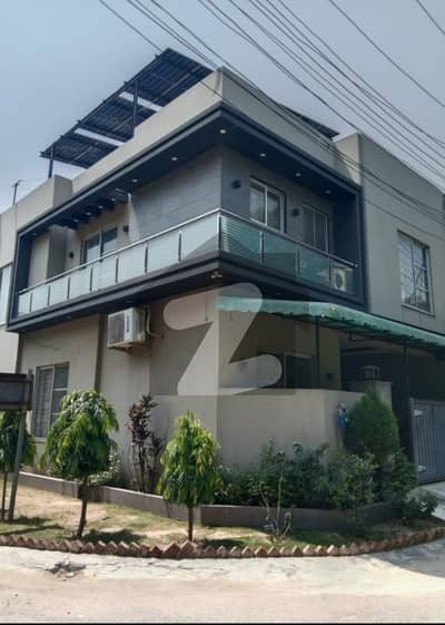 6 MARLA FULL FERNISHED HOUSE 40 FT ROAD PRIME LOCATION LAXUARY CORNOR HOUSE FOR SALE IN JUBILEE TOWN LAHORE BLOCK F
