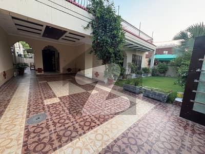 1 Kanal Double Unit House For Rent In DHA Phase 1 Lahore
