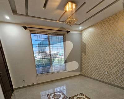 In E-11/1 10 Marla Upper Portion For Rent