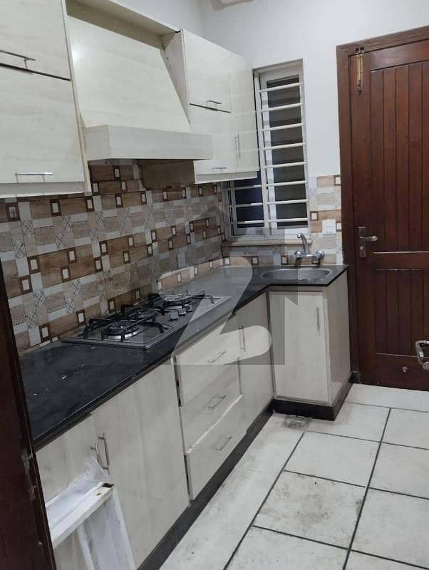 Upper Portion for Rent Upper Portion for Rent