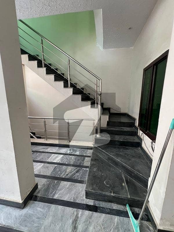 House For Immediately Sale House For Immediately Sale