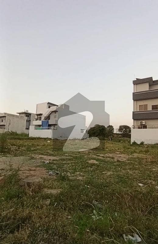 جناح گارڈنز فیز 1 جناح گارڈنز,ایف ای سی ایچ ایس,اسلام آباد میں 7 مرلہ رہائشی پلاٹ 1.6 کروڑ میں برائے فروخت۔ جناح گارڈنز فیز 1 جناح گارڈنز,ایف ای سی ایچ ایس,اسلام آباد میں 7 مرلہ رہائشی پلاٹ 1.6 کروڑ میں برائے فروخت۔
