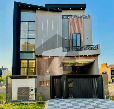Brand New 5 Marla House Available In Royal Orchard For sale