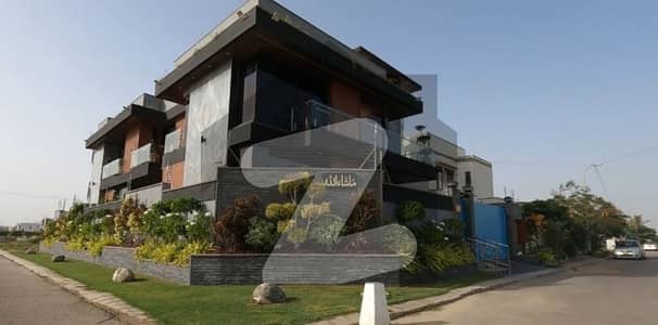 Corner DHA Phase 8 500 Square Yards House Up For Sale