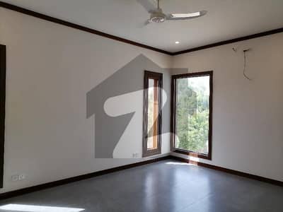 Become Owner Of Your Prime Location House Today Which Is Centrally Located In DHA Phase 6 In Karachi