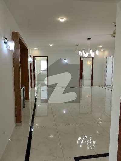 BRAND NEW 3 BED FLAT FOR RENT