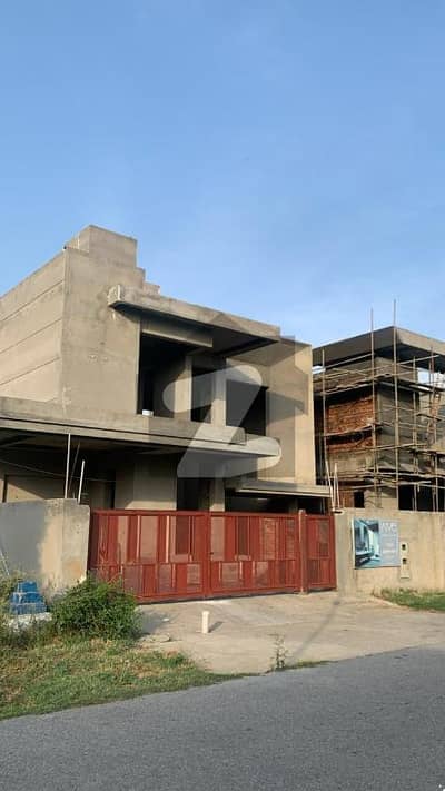 1 Kanal Luxury Grey Structure House for Sale in DHA Phase 6, Lahore | Basement, Lift & Pool.