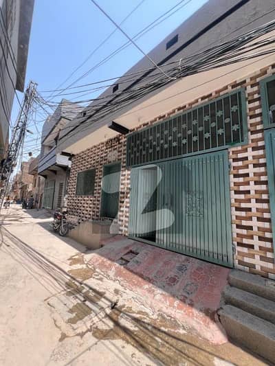 Luxury Tripple Corner 1.5 Storey House All Facility Near To Main Road Luxury Tripple Corner 1.5 Storey House All Facility Near To Main Road