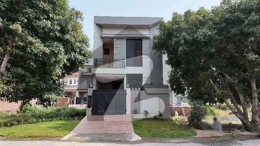 Change Your Address To Prime Location Formanites Housing Scheme - Block J, Lahore For A Reasonable Price Of Rs. 24000000