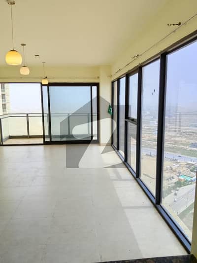 EMAAR OCEANFRONT 04 BEDROOMS IN CORAL TOWER AVAILABLE FOR RENT