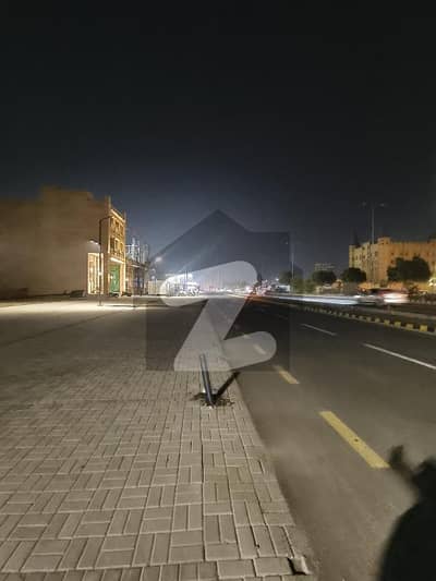خیابانِ امین ۔ بلاک بی خیابانِ امین,لاہور میں 10 مرلہ Studio عمارت 45.0 کروڑ میں برائے فروخت۔