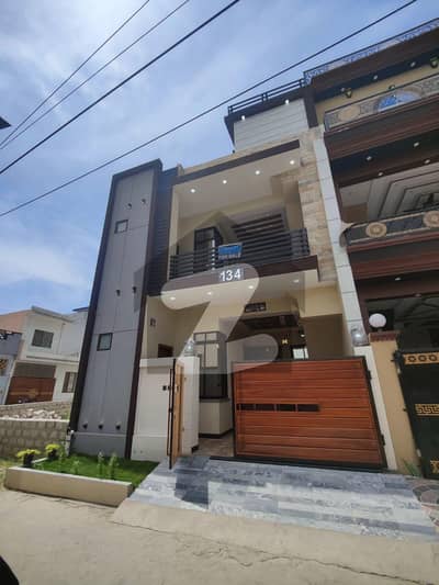 Ready To Buy A Prime Location House 4 Marla In Caltex Road
