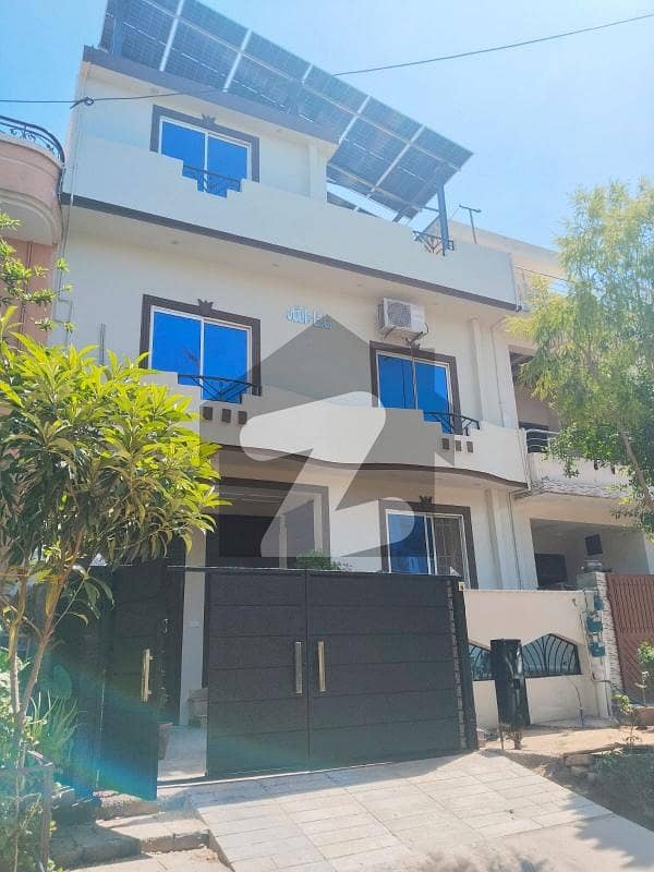 Beautiful Location House For sale In G-13/2 Beautiful Location House For sale In G-13/2