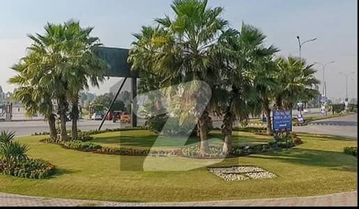 Central Park Housing Scheme 1 kanal plot for sale vip location near to park and masjid Central Park Housing Scheme 1 kanal plot for sale vip location near to park and masjid