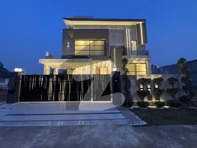 Beyond Ordinary Living | Elegant 10 Marla House in DHA