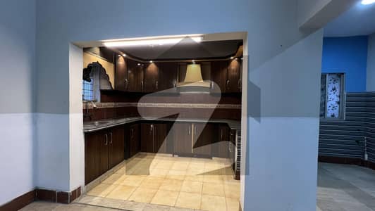 Spacious Prime Location 1300 Square Feet Flat Available For RENT In gulshan e iqbal block 6