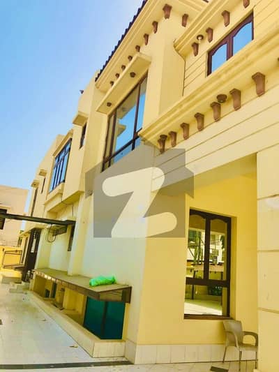 1100 Yards Used Bungalow for Sale Main 26th Street Prime Main Road Location