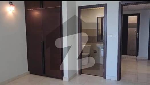 EMAAR OCEANFRONT 2BED DD APARTMENT AVAILABLE FOR SALE IN PEARL TOWERS.