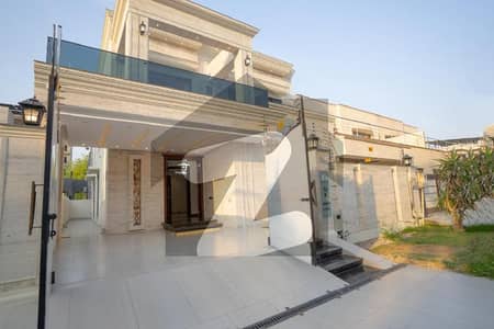 10 Marla Fully Furnished House for Sale