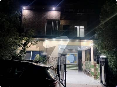 5 MARLA ELEGANT AND FULLY FURNISHED SUPER HOT LOCATED BUNGALOW IS AVAILABLE IN THE BEST BLOCK OF DHA LAHORE.