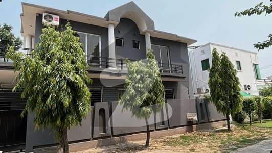10 MARLA ELEGANT SUPER HOT LOCATED CORNER BUNGALOW IS AVAILABLE IN THE BEST BLOCK OF DHA LAHORE | 7.5 KVA SOLAR.