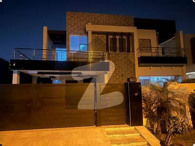 1 KANAL ELEGANT SUPER HOT LOCATED BUNGALOW IS AVAILABLE IN THE BEST BLOCK OF DHA LAHORE.