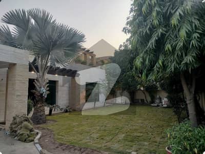 2 KANAL ELEGANT SUPER HOT LOCATED BUNGALOW IS AVAILABLE IN THE BEST BLOCK OF DHA LAHORE.