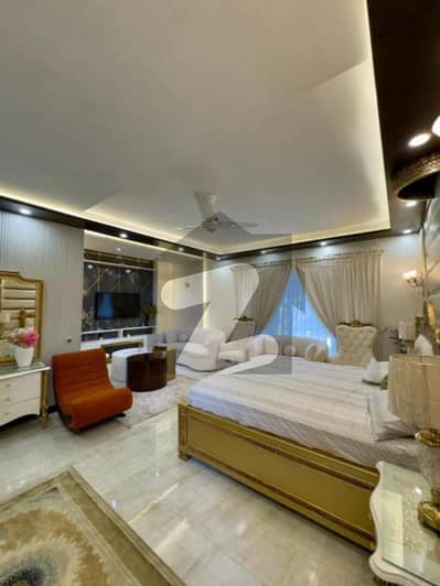 Ultra-Luxury 4 Kanal Fully Furnished Modern Mansion For Sale In Paragon City