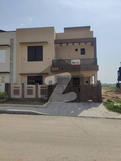 Double Unit 9 Marla Brand New House M Block Phase 8