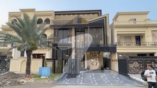 10 Marla Modern House for Sale
