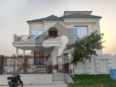 15 Kv Solar Installed   1 Kanal Brand New House For Rent In DHA Multan Sector H