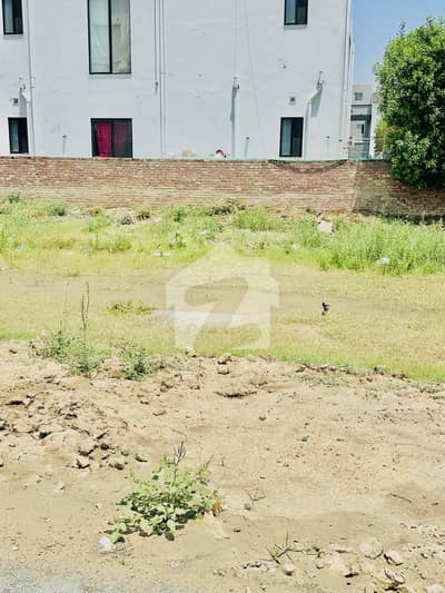Premium 5 Marla Residential Plot Is Available For sale In Green City